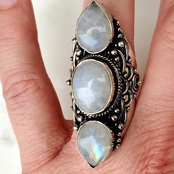 New Rainbow Moonstone 925 Silver Statement Ring. - Picture 6 of 14